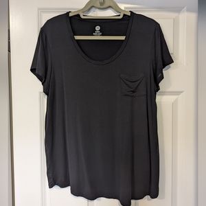 Kindred Braverly Everyday Nursing & Maternity Tee